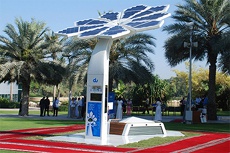 В Дубае установили раздающие Wi-Fi «деревья»