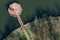 Интернет-пользователи Google Maps перепутали труп с мокрой собакой