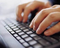 Украинцам могут разрешить обращаться к властям по интернету