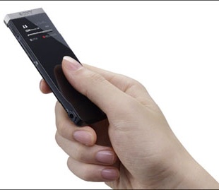 Самый тонкий диктофон от Sony стал доступен в интернете