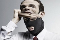 Телефонные мошенники обокрали молодую маму в Харькове