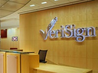 ICANN получила порцию критики от крупнейшего доменного регистратора