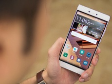 До знакомства с флагманом Huawei придётся потерпеть