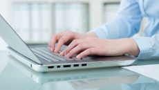 Житель Запорожской области остался без денег и ноутбука