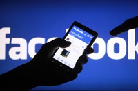 Приложение для смены цвета страниц в Facebook оказалось вредоносным