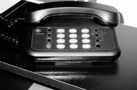 Украинцы избавляются от стационарных телефонов