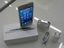 Apple переходит на прямые поставки iPhone в Россию