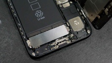 Первое вскрытие iPhone 7 Plus