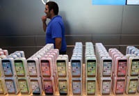 Средняя стоимость iPhone упала до рекордно низкой отметки