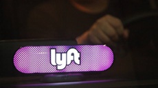 Владелец Google "подпитает" конкурента Uber миллиардом долларов