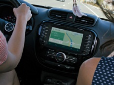 На создание безопасных компьютерных систем в автомобилях уйдет как минимум три года