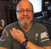 Датчик сердечного ритма Apple Watch спас жизнь строителю из Канады