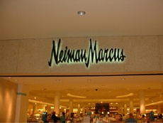 Неизвестные взломали 5 тысяч учетных записей клиентов Neiman Marcus