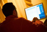 Компьютерщик требует $300.000 компенсации за то, что не может пользоваться мышкой