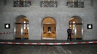 Немецкие воры разгромили магазин Apple