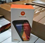 Фотография коробки Motorola Moto G2 засветилась в Сети