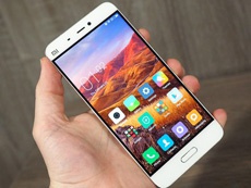 Xiaomi Mi5 позволяет смотреть видео 25 часов на одном заряде