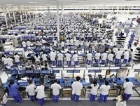 С начала 2015 года производители смартфонов уволили около 15 тысяч человек