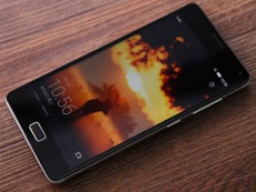 Moto M перепутали с Lenovo P2