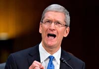 Глава Apple потребовал прекратить дискриминацию секс-меньшинств