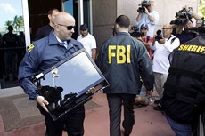 ФБР арестовало ничего не взламывавшего хакера