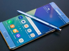 Samsung начала продажи смартфона Galaxy Note FE: первая распаковка и особенности комплектации