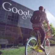 Девочка выпросила у Google выходной для своего отца