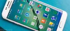 На смартфонах Samsung Galaxy S6 предустановлено 56 приложений