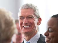 Тим Кук продал 30 000 акций Apple на сумму $3,6 млн