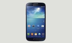 Samsung Galaxy S4 намного популярнее Galaxy S III