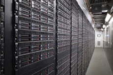 Dell вдвое сократила отставание от лидера рынка облачного оборудования HPE