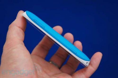 lumia710-3.jpg