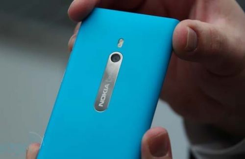 lumia800-1.jpg