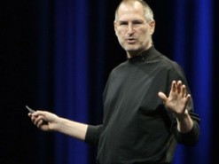 Камень в огород Facebook. Стив Джобс заботился о приватности ещё в 2010