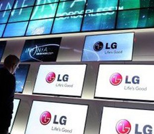 Первый дисплейный контракт Samsung и LG отложен на год