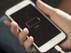 Что случится с телефоном, если заряжать его всю ночь: результат не порадует