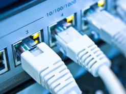 В Донецке и Луганске "лег" Интернет