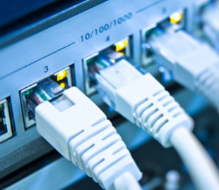 В Донецке и Луганске "лег" Интернет