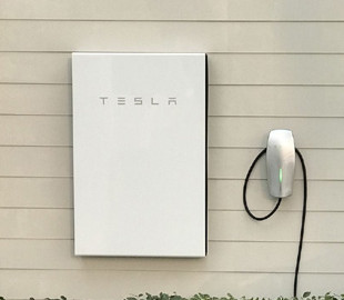 Tesla исправила ошибку Powerwall, приводящую к неправильному распределению энергии
