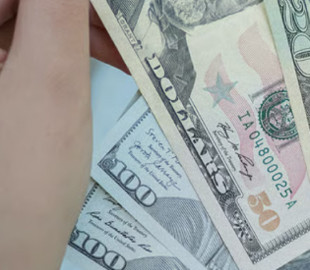 Apple Music, Spotify і YouTube: скільки реально платять авторам