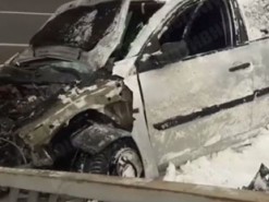 "Не бит. Не крашен": в сети смеются над OLX-обменом разбитого в Киеве Renault