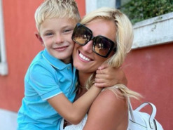 Ірина Федишин захопила відео, як її 7-річний син співає "Батько наш Бандера"