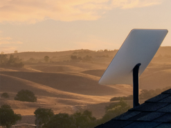 В США вдвое снизилась средняя скорость интернета через Starlink