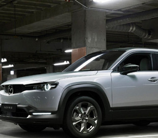 Mazda выпустит электрический кроссовер с нестандартным бензиновым мотором