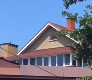 Дом Януковича в оккупированном Донецке продолжают охранять: что там происходит