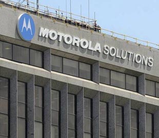 Доход Motorola Solutions за год вырос на 15%