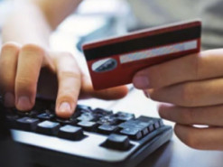 Жінка втратила майже 90 тисяч гривень через шахраїв