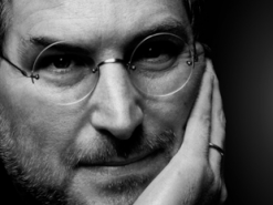 «Еще кое-что»: Apple не смогла запретить Swatch использовать фразу Стива Джобса