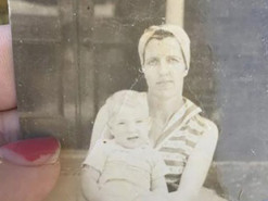 У США торнадо відніс фотографію за понад 200 кілометрів. Власника світлини знайшли через соцмережі