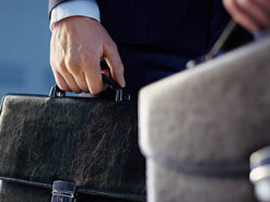 Журналісти викрили масштабну схему з переплатою за електроенергію